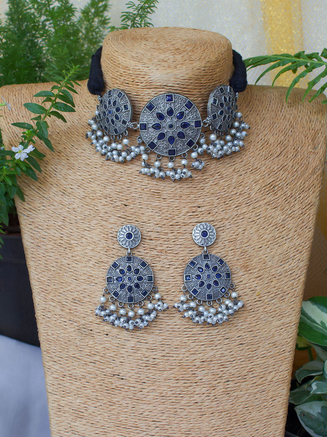 SILVER LOOKALIKE STONE NECKLACE SET