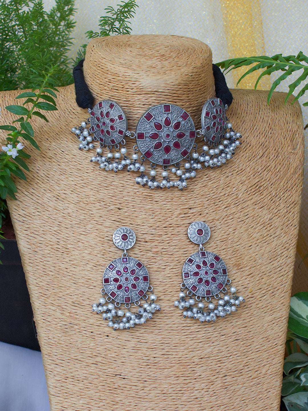 SILVER LOOKALIKE STONE NECKLACE SET