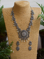 Load image into Gallery viewer, Veda Stone Necklace Set