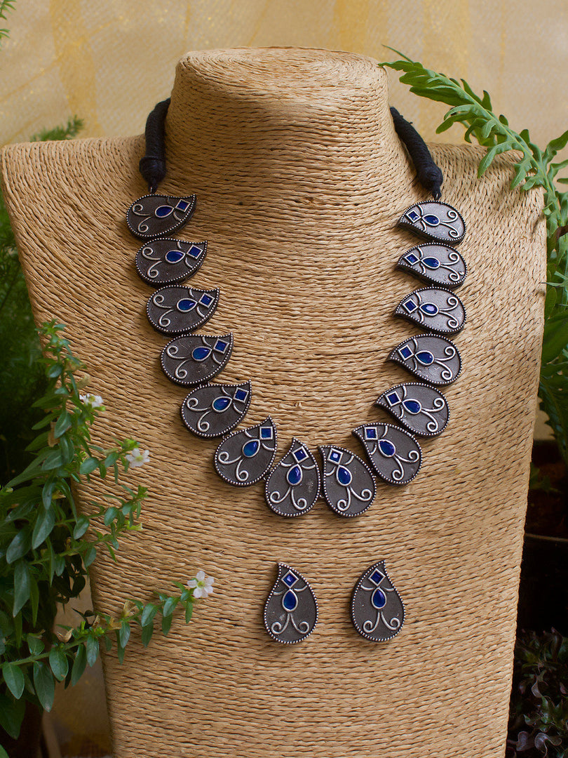 Ziva Stone Necklace Set