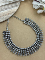 Load image into Gallery viewer, SHRIYA BRASS MATERIAL SHORT NECKLACE