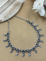 Load image into Gallery viewer, ADIRA BRASS MATERIAL SHORT NECKLACE