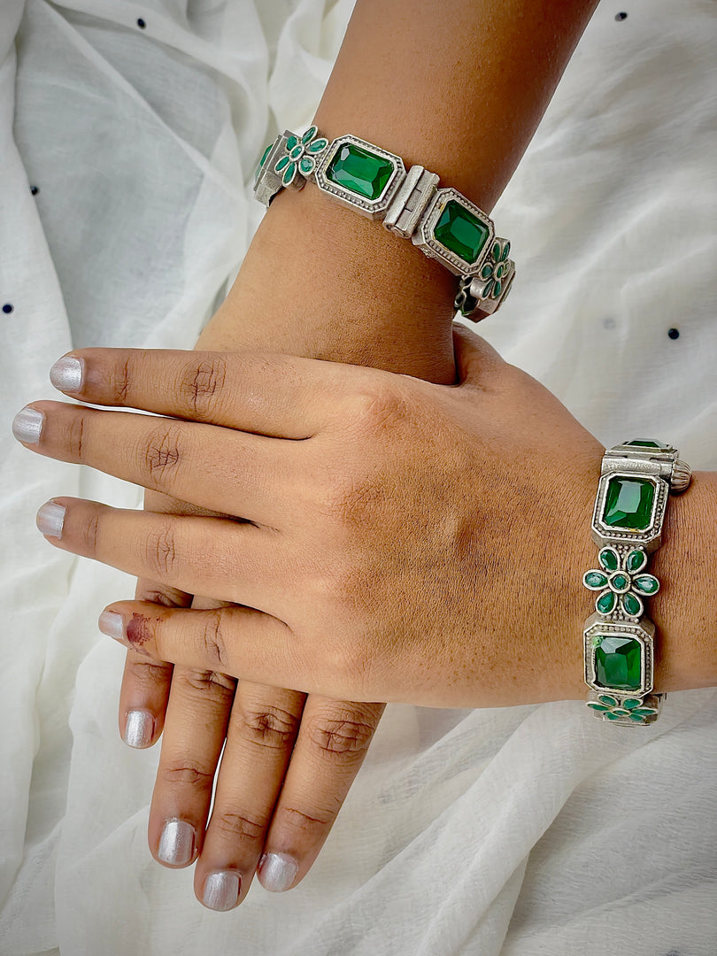 OXIDISED STONE BANGLE