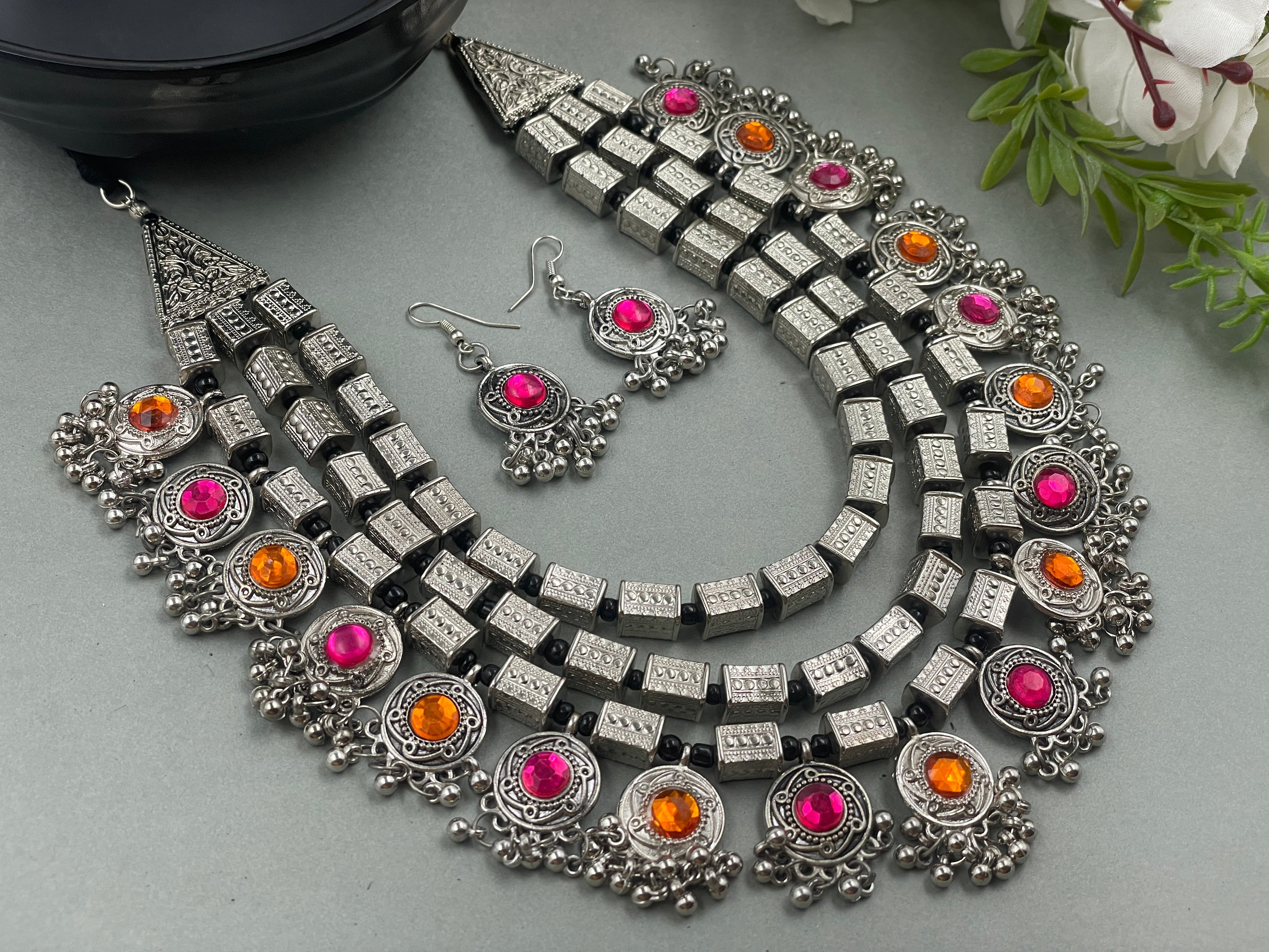 ANSHIKA SILVER MULTICOLOR NECKLACE & EARRINGS 60% Off