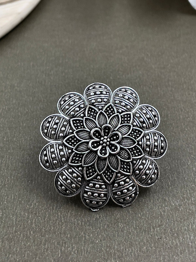 INAYA DESIGNER OXIDISED SILVER RING
