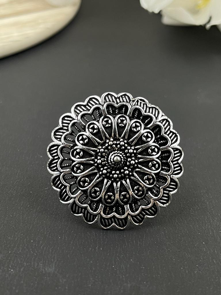 SAI DESIGNER OXIDISED SILVER RING