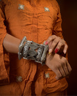 Load image into Gallery viewer, Veda Bangle Stack