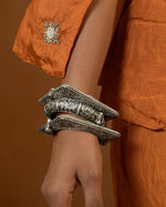 Load image into Gallery viewer, Orna Bangle Stack