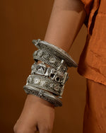 Load image into Gallery viewer, Ziva Bangle Stack