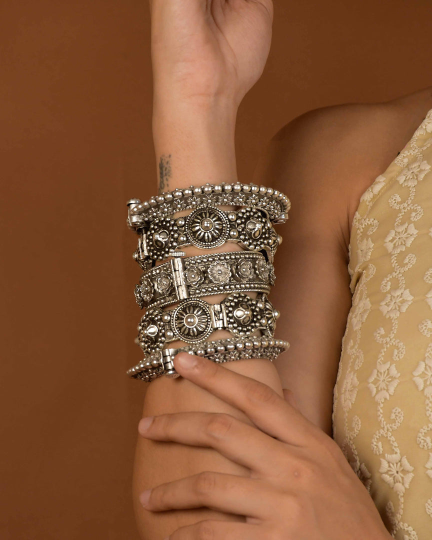 Riddhi Bangle Stack