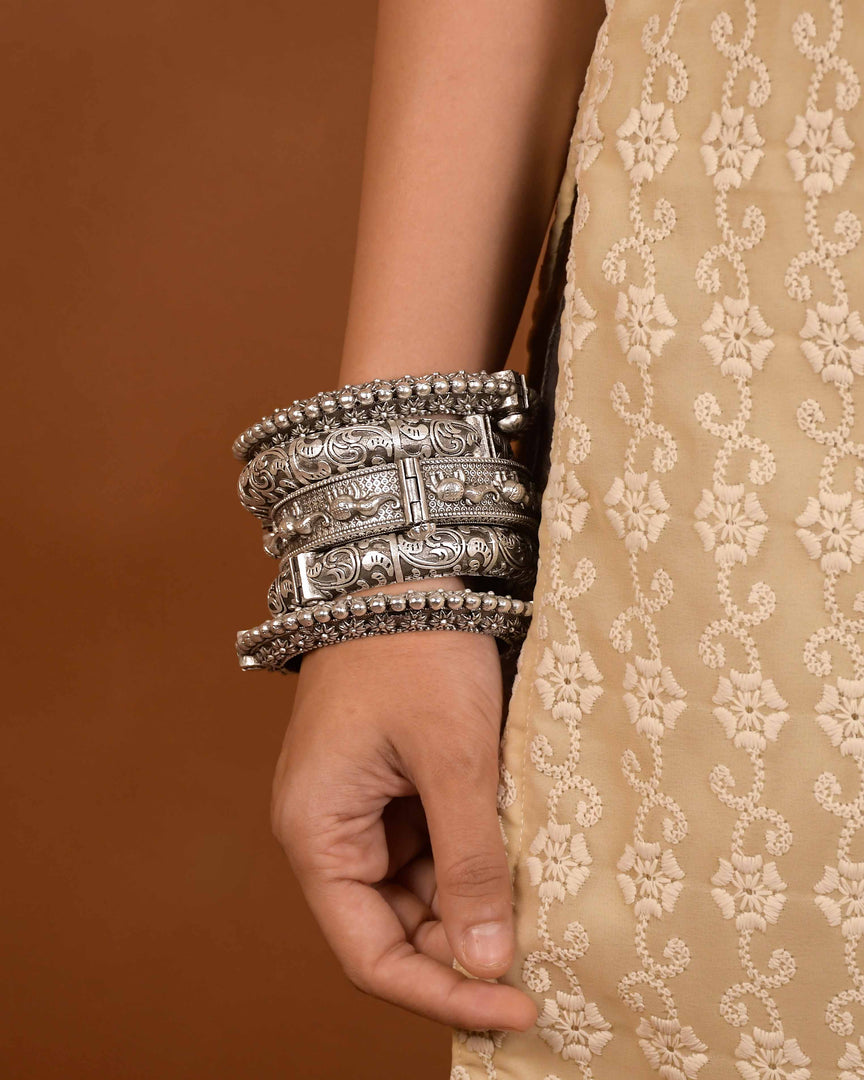 Aaradhya Bangle Stack