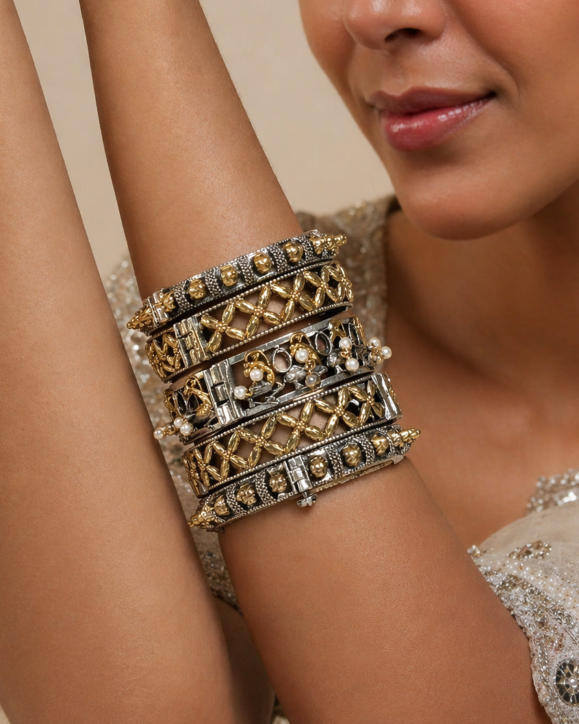 Vedika Bangle Stack