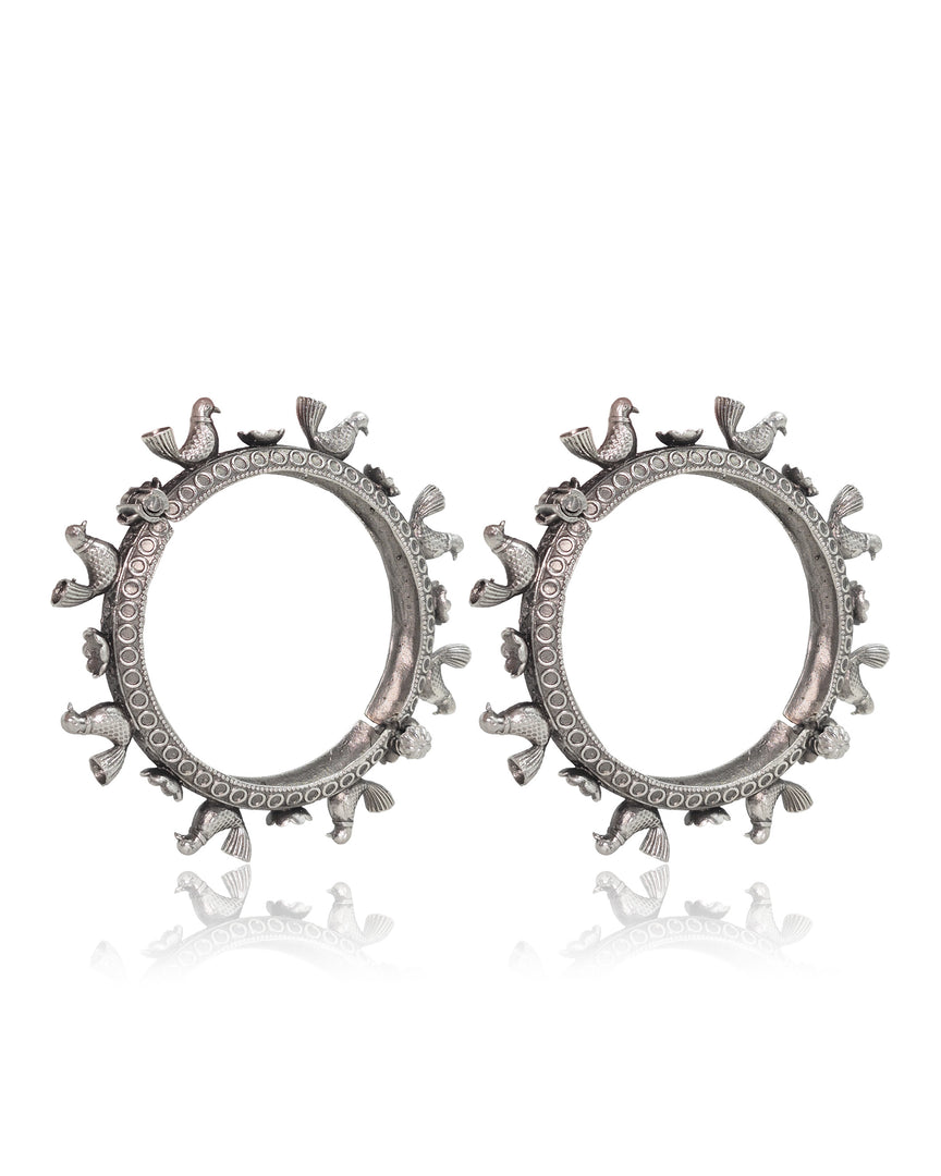 Tanisha Silver Lookalike Bangle Stack