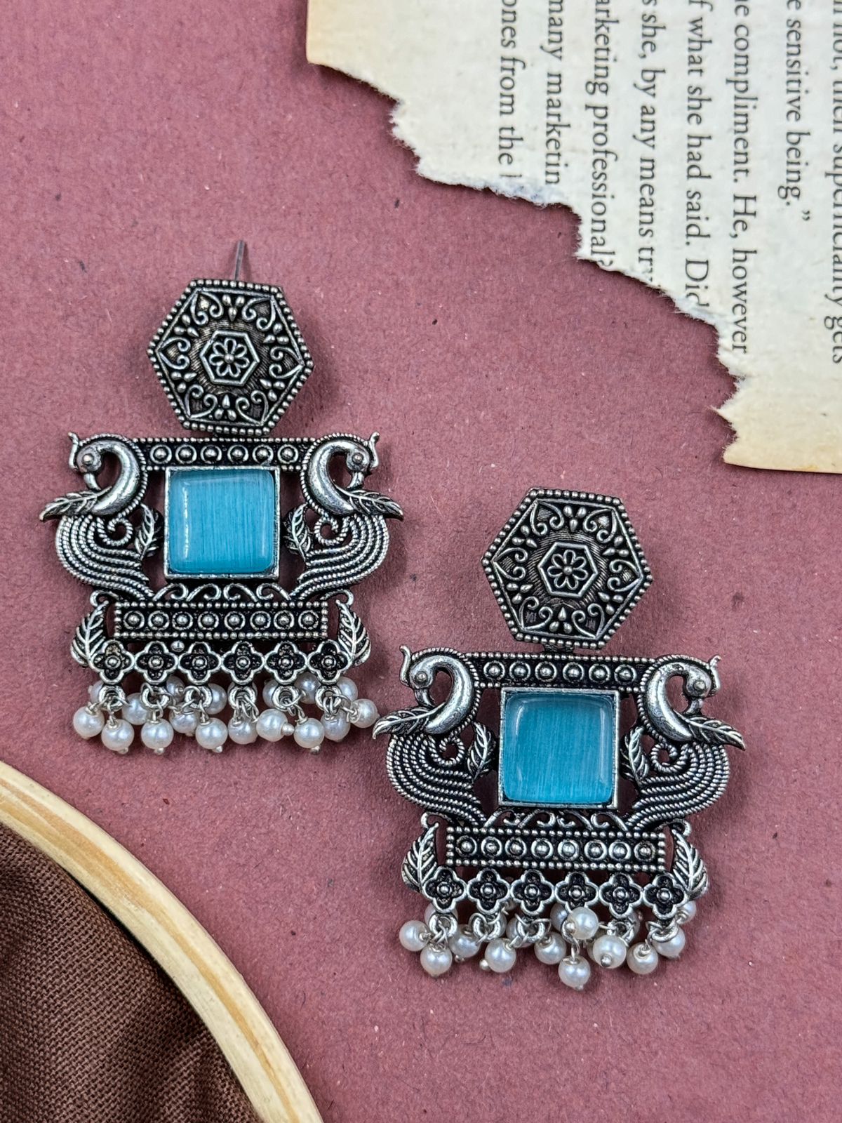 VARSHA STONE DANGLER EARRINGS