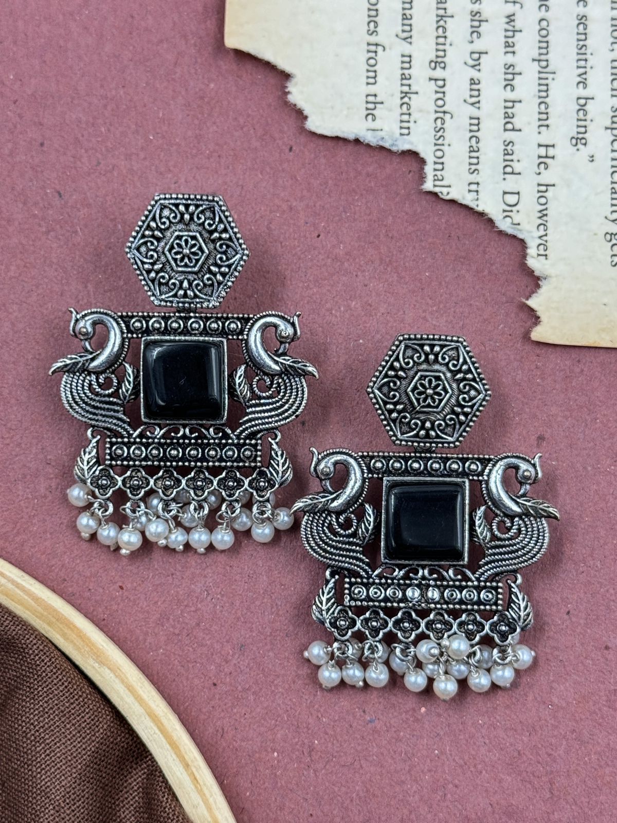 VARSHA STONE DANGLER EARRINGS