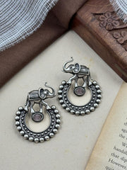 AVNI STUD EARRINGS