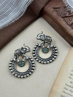 Load image into Gallery viewer, AVNI STUD EARRINGS