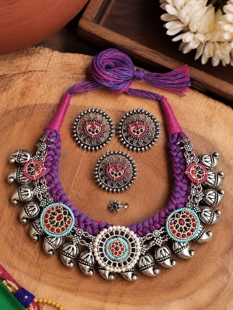 Fusion Mango Motif Threaded Jewellery Set