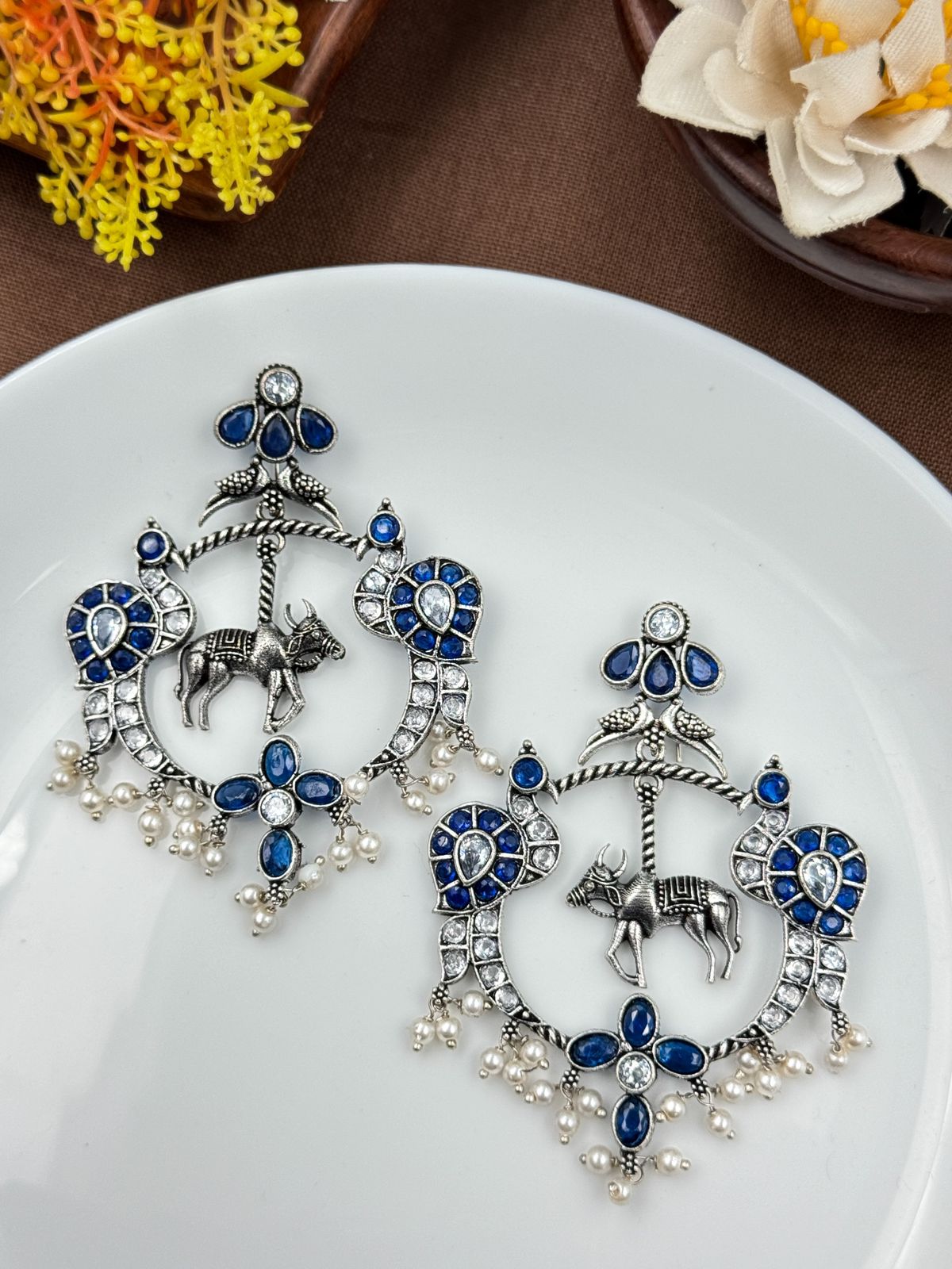 DWITI DANGLER EARRINGS