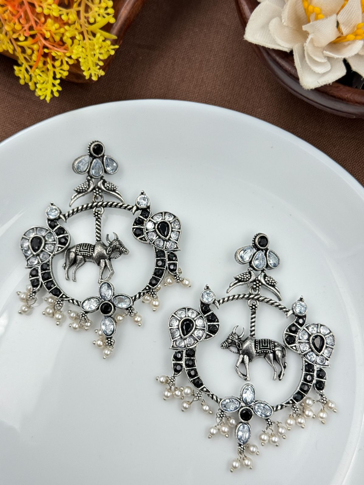 DWITI DANGLER EARRINGS