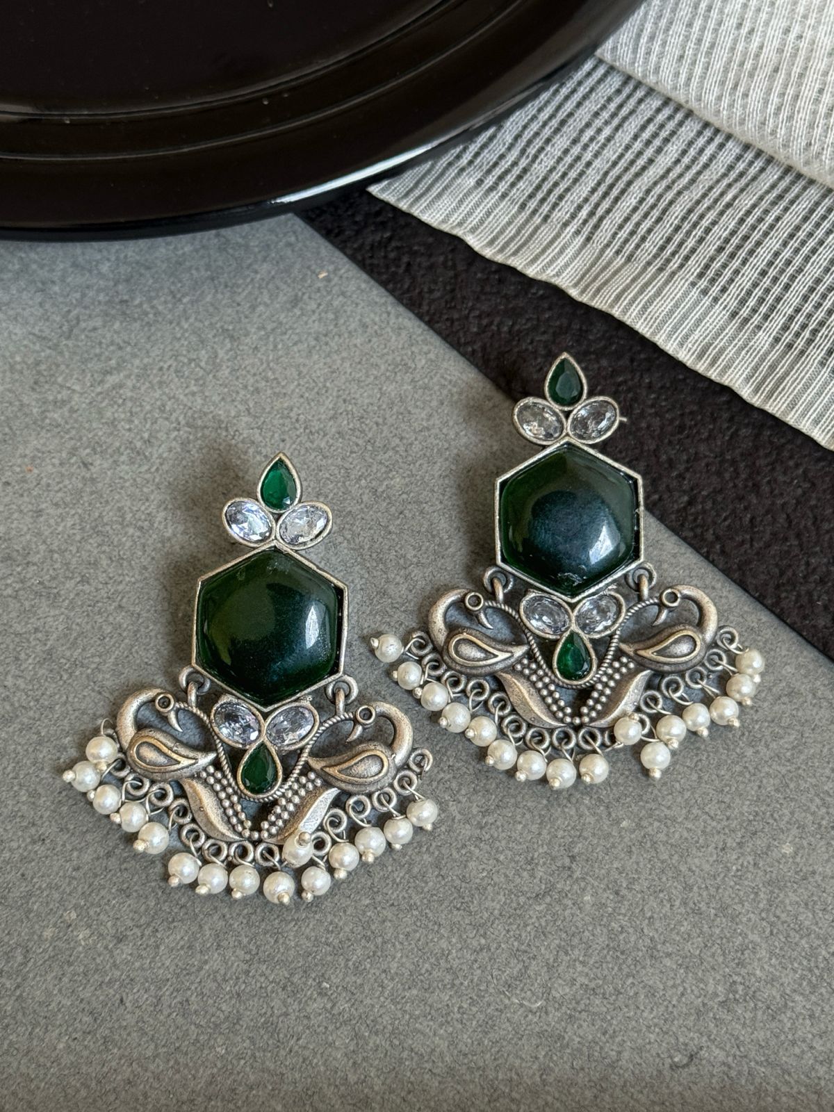 VAANI DANGLER EARRINGS