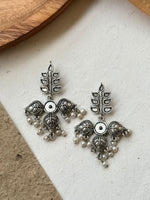 Load image into Gallery viewer, Nihari Dangler Earrings