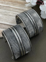 Load image into Gallery viewer, BRASS MATERIAL SET OF 2 KADA