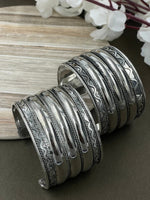 Load image into Gallery viewer, BRASS MATERIAL SET OF 2 KADA