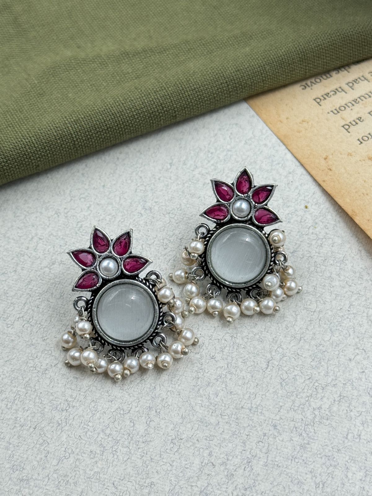 KRISHA STUDS EARRINGS