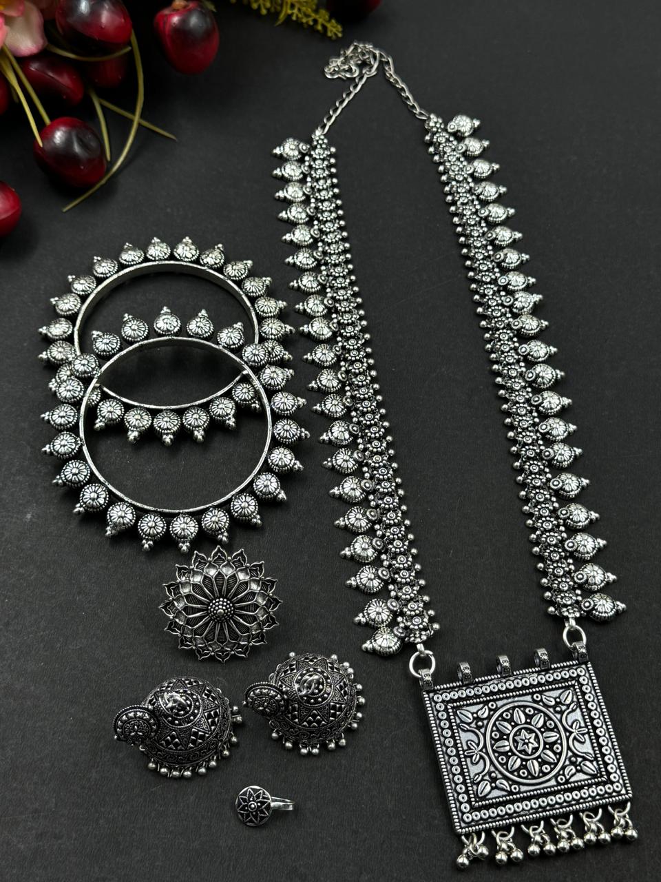 ANOUKI 5 PIECE JEWELLERY SET COMBO