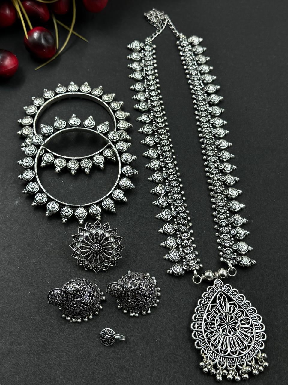 ANOUKI 5 PIECE JEWELLERY SET COMBO