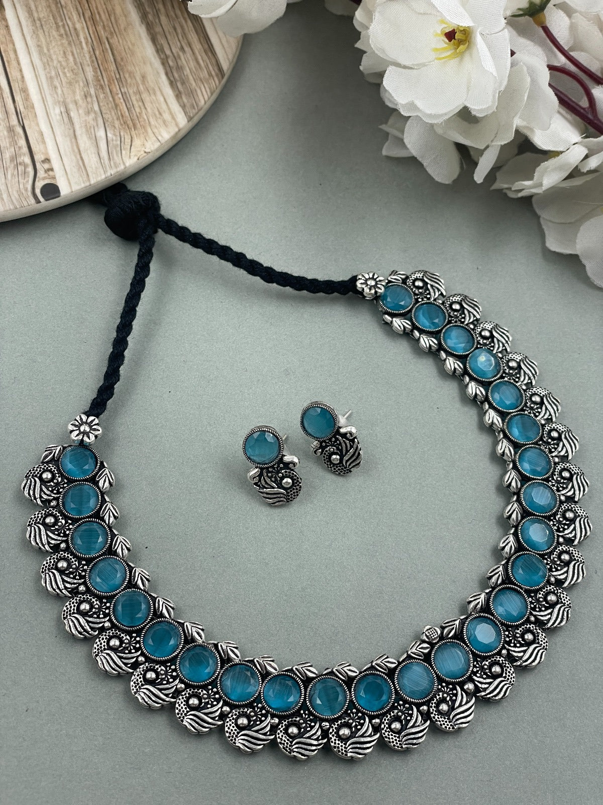 MIRA SILVER OXIDISED STONE NECKLACE SET