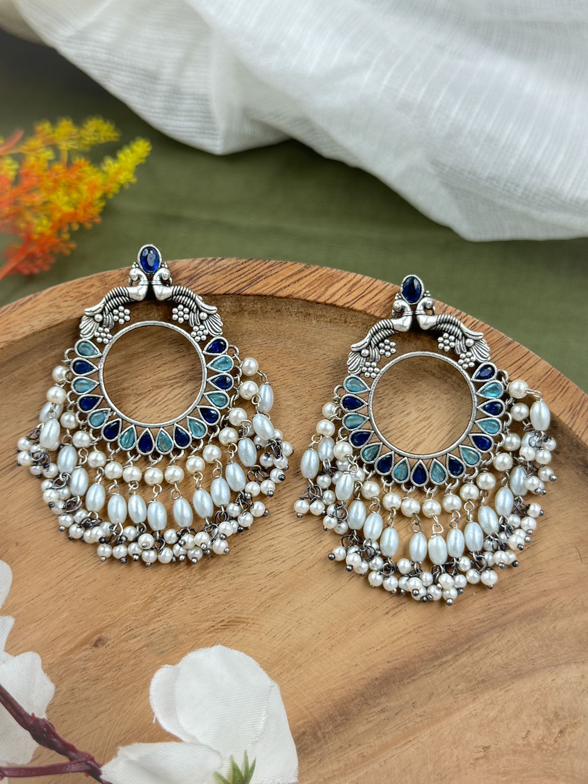 MAYUREE OVERSIZED STUDS EARRINGS