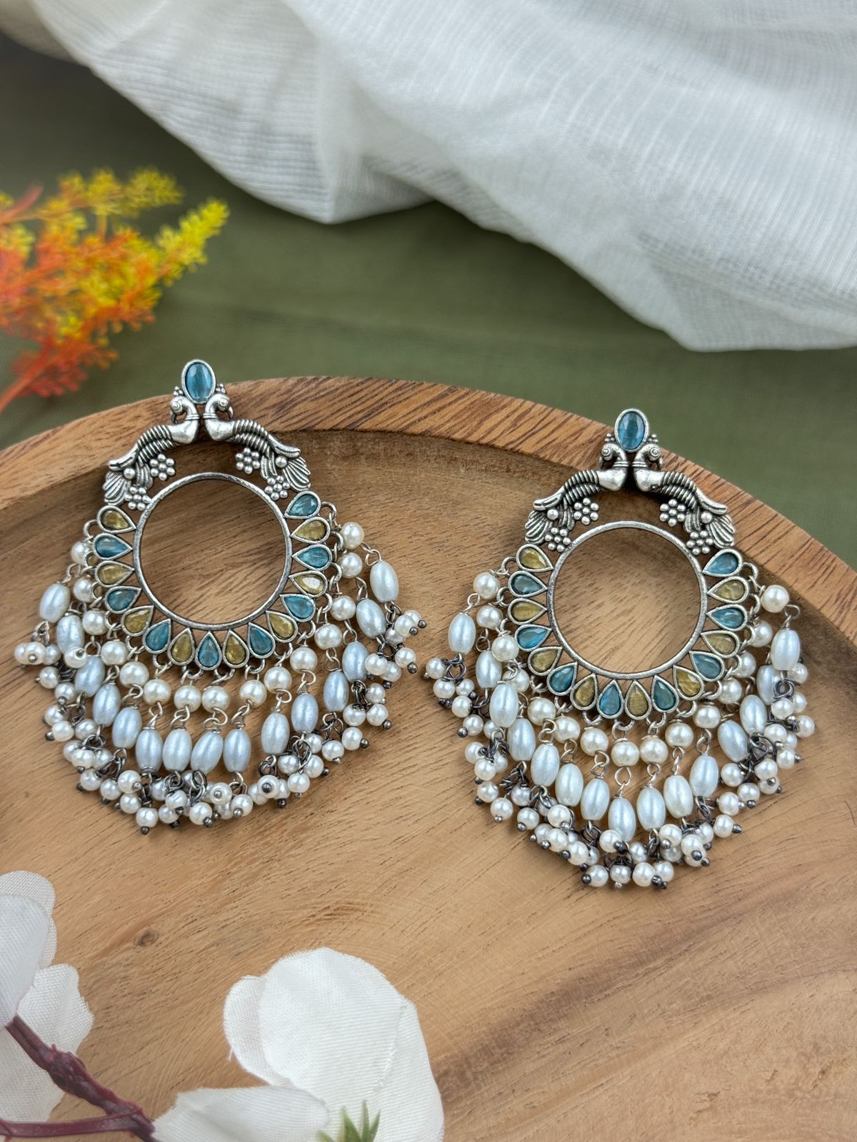 MAYUREE OVERSIZED STUDS EARRINGS