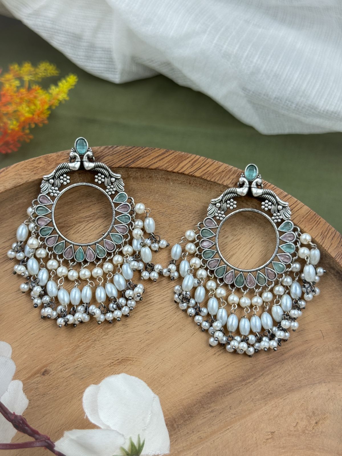 MAYUREE OVERSIZED STUDS EARRINGS