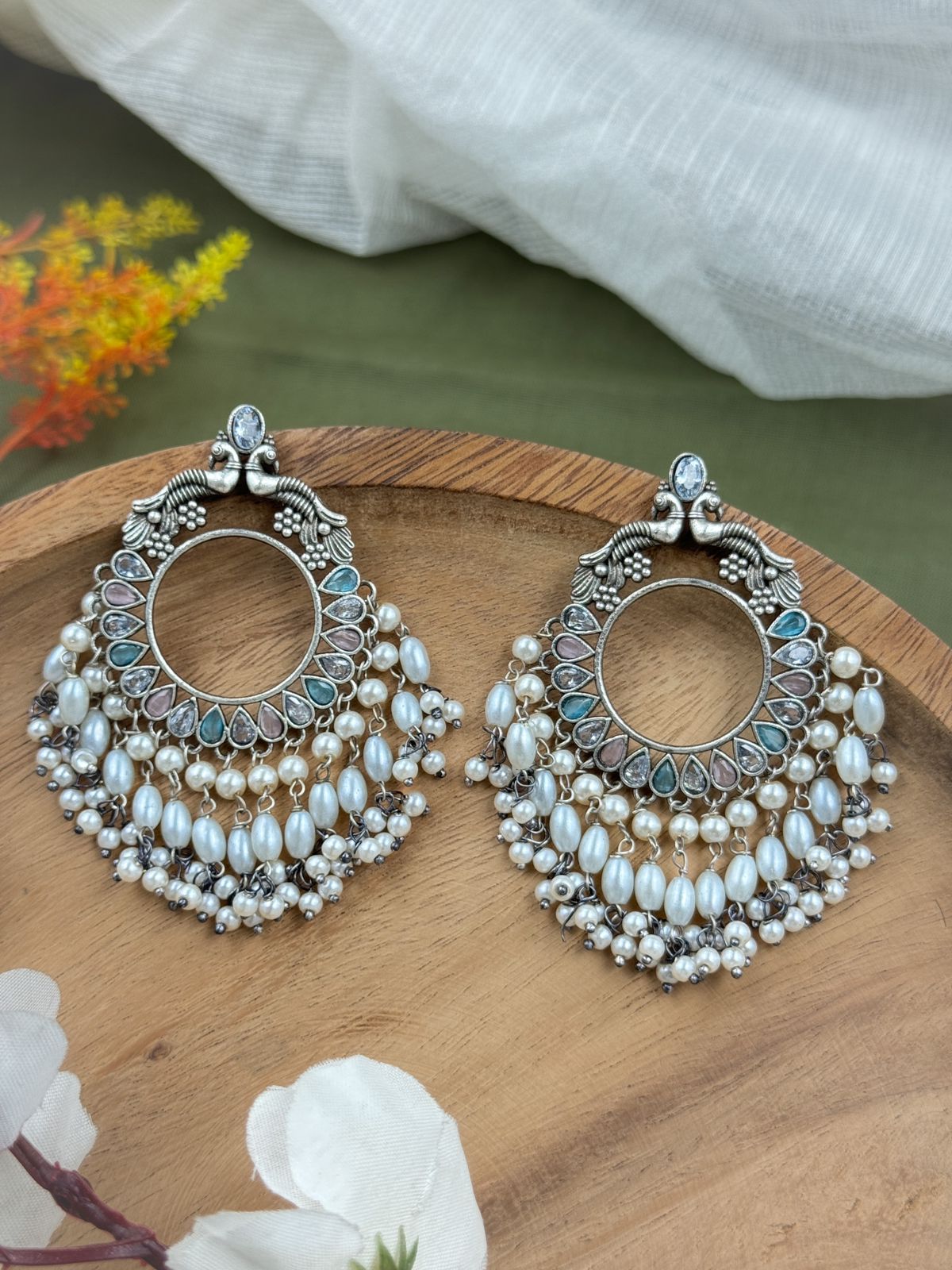 MAYUREE OVERSIZED STUDS EARRINGS