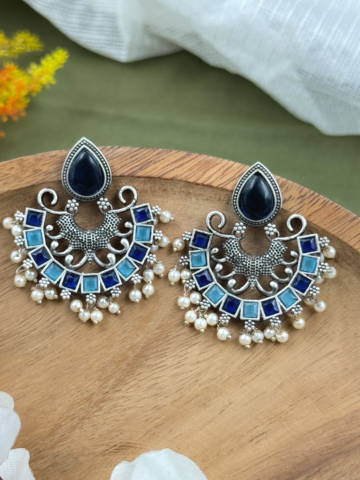 RAHA DANGLER EARRINGS