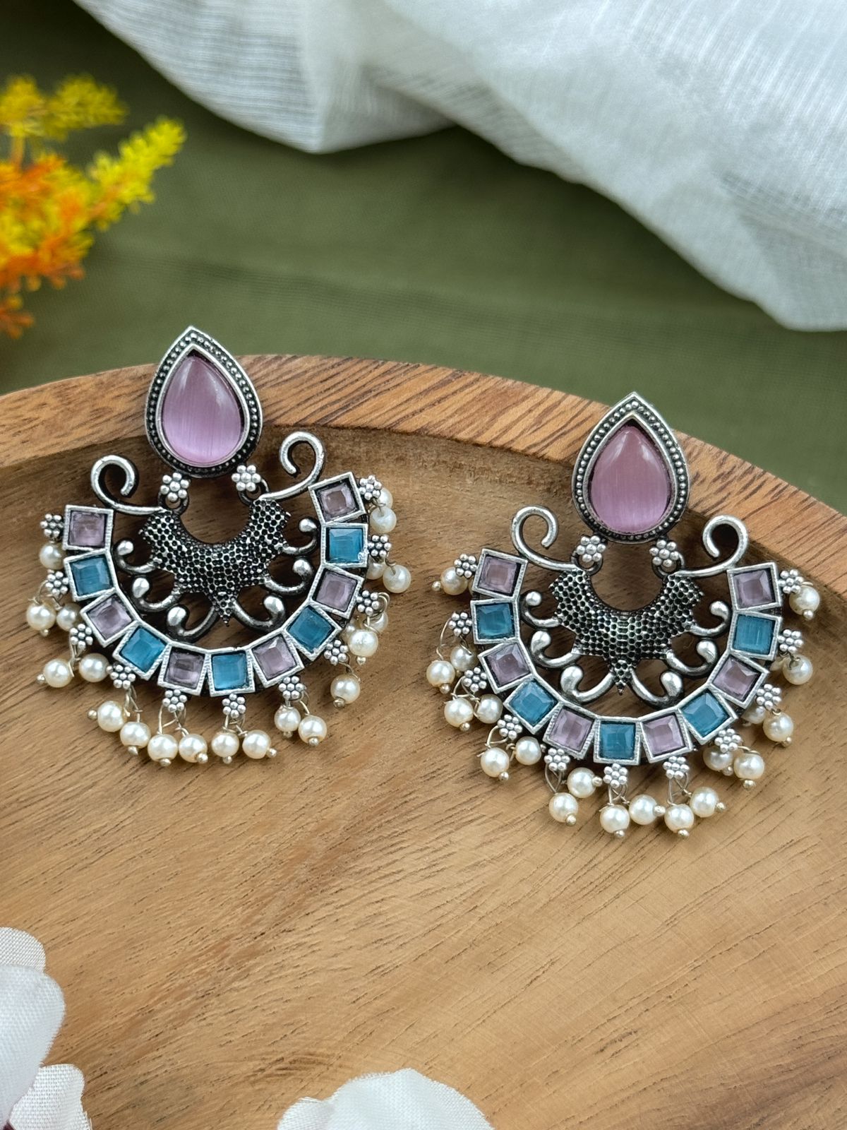 RAHA DANGLER EARRINGS