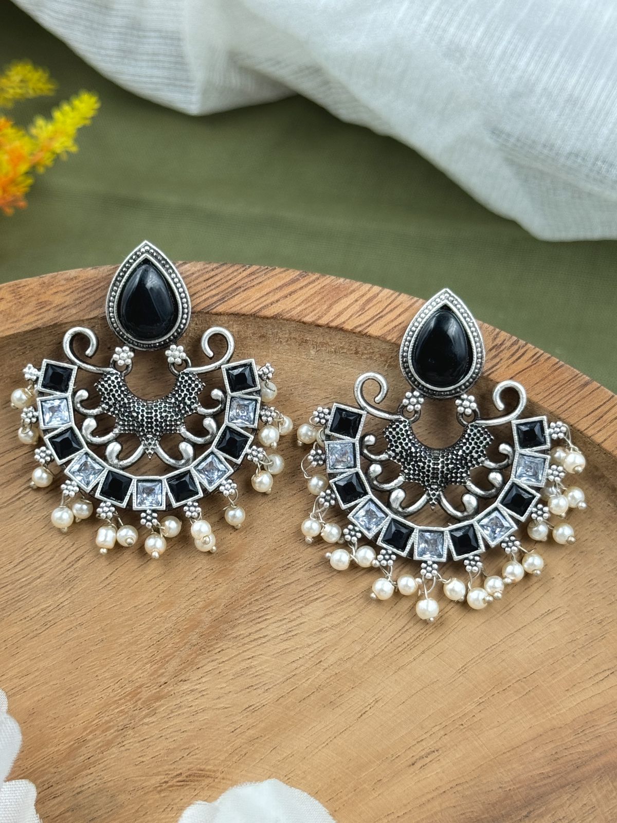 RAHA DANGLER EARRINGS