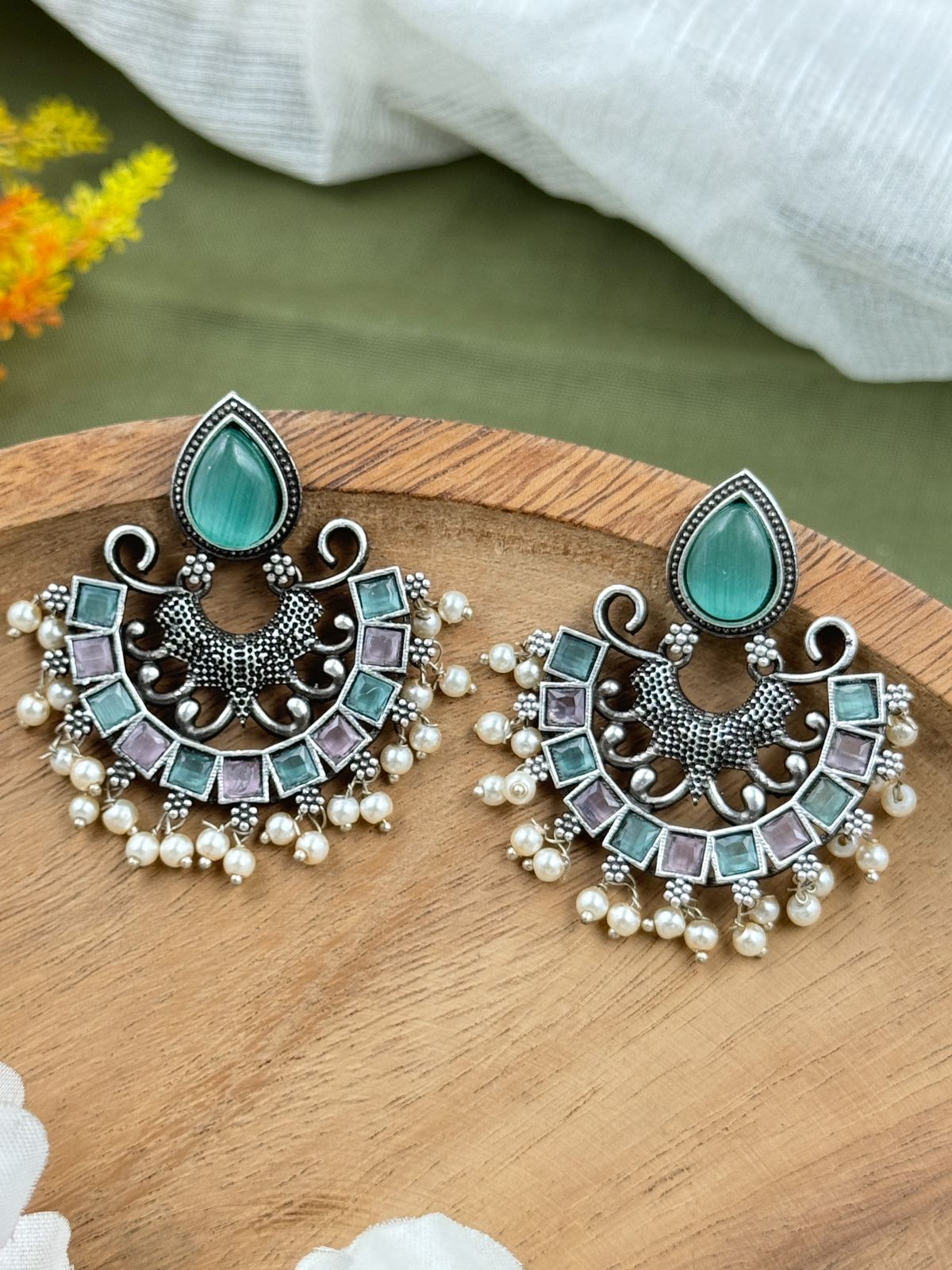 RAHA DANGLER EARRINGS