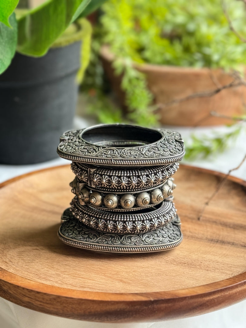 DAMINI SILVER LOOKALIKE BANGLE STACK