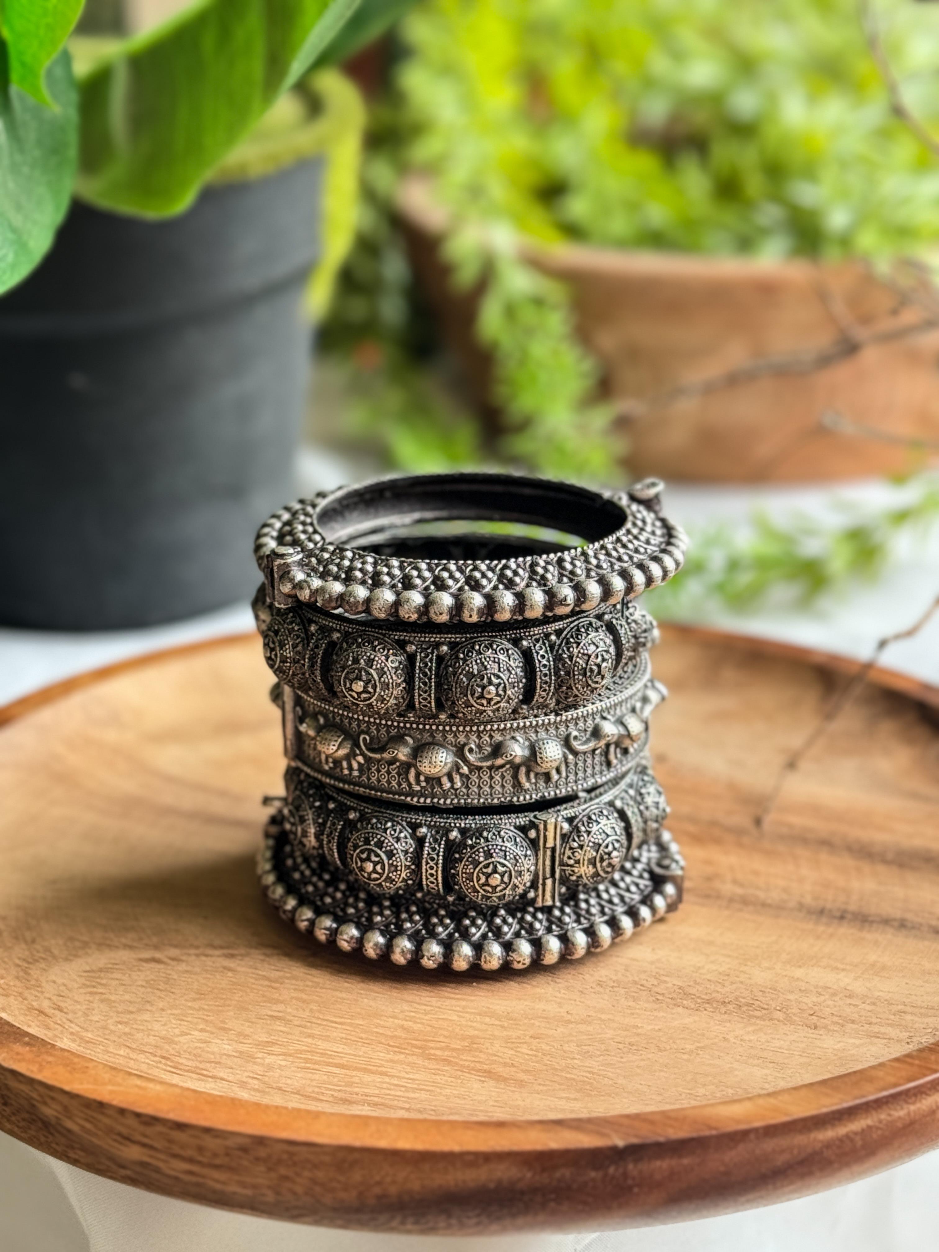 Shriya Silver Lookalike Bangle Stack