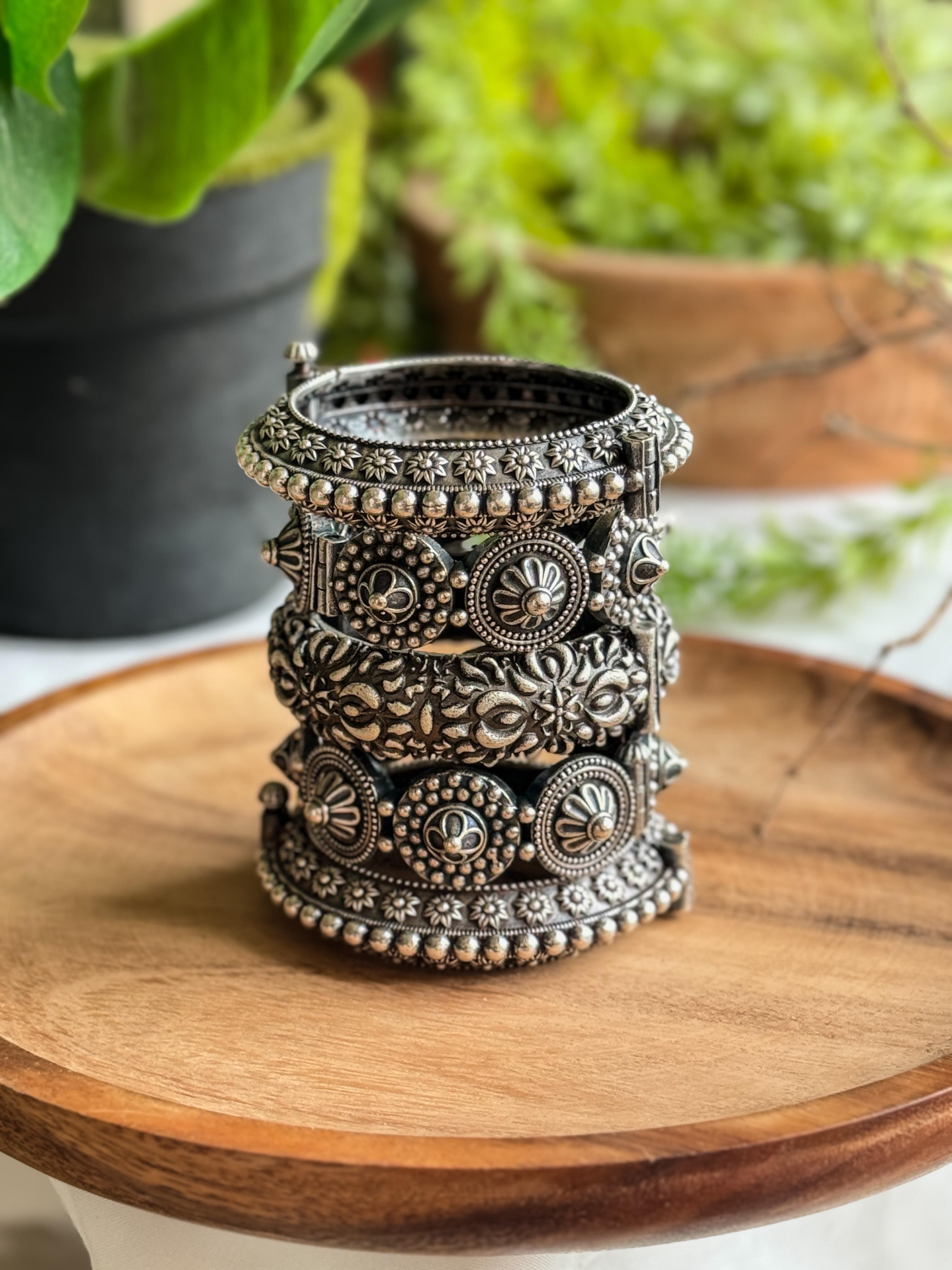 Jiya Silver lookalike Bangle Stack