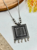 Load image into Gallery viewer, OXIDISED SILVER DESIGNER CHAIN PENDANT