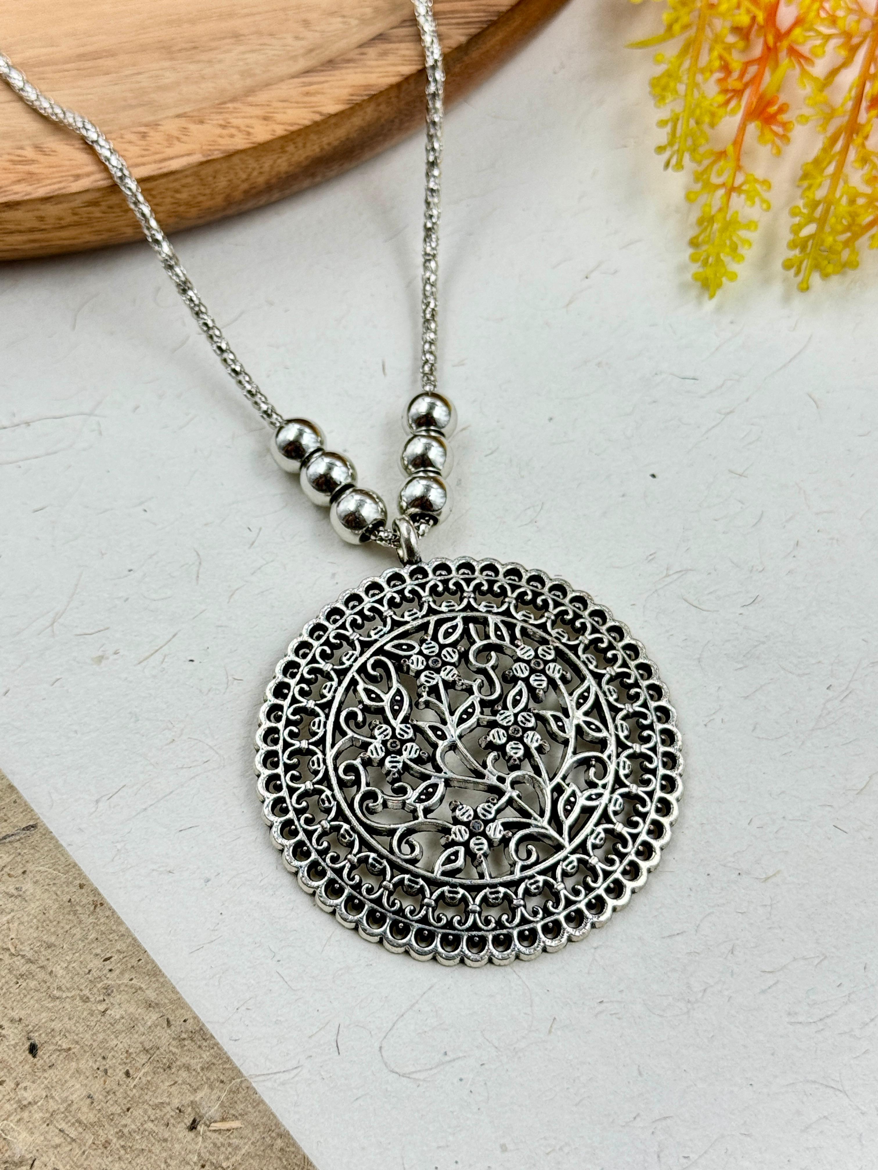 OXIDISED SILVER DESIGNER CHAIN PENDANT