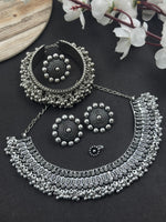 Load image into Gallery viewer, OXIDISED GHUNGROO CHOKER JEWELLERY SET