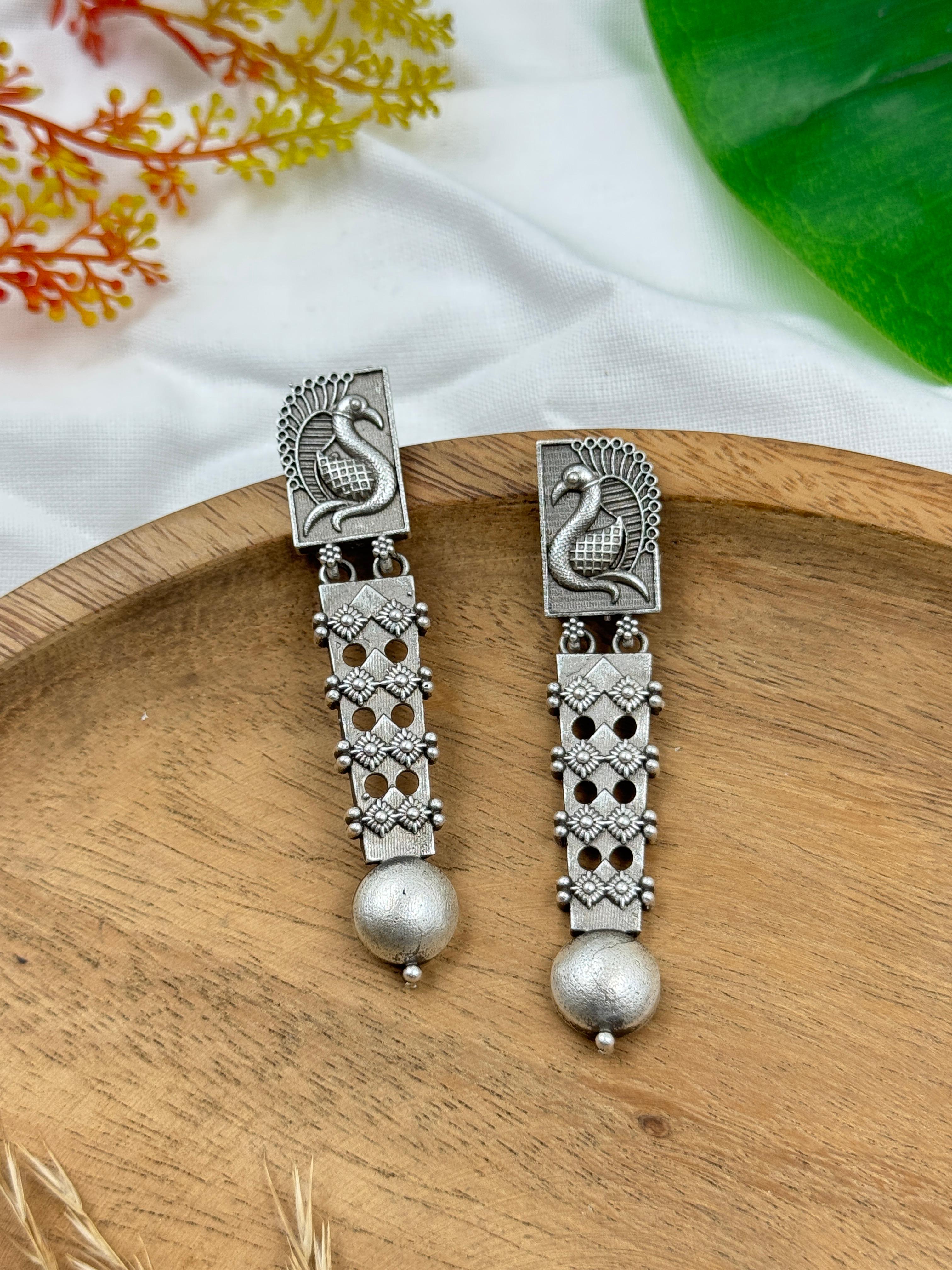 RAKHI OXIDISED STUDS EARRINGS