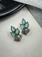 Load image into Gallery viewer, AMARA STUD EARRINGS