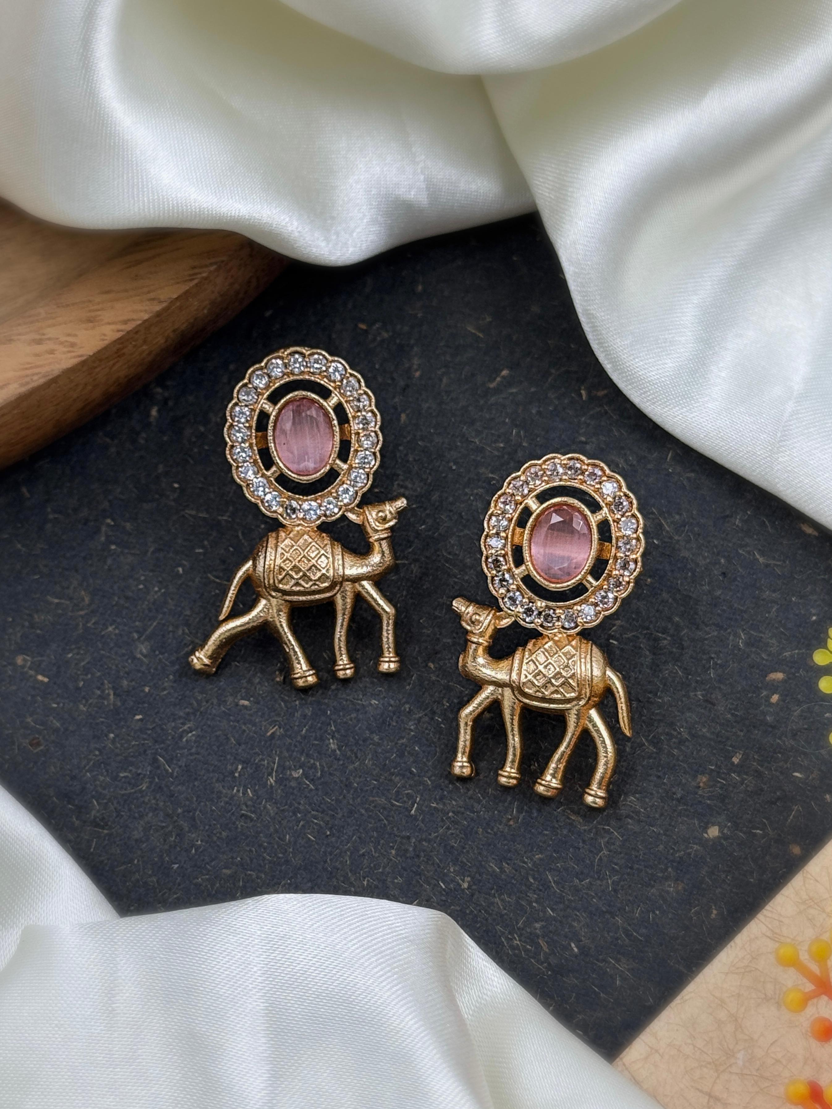 ROSEGOLD STONE STUD EARRINGS