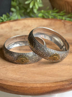 Load image into Gallery viewer, OXIDISED HANDMADE BANGLE